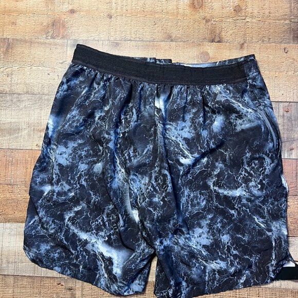 Men's Black & Gray Speedo Board Shorts size Large - Picture 4 of 4